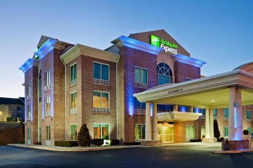 Holiday Inn Express Hotel & Suites London image 13