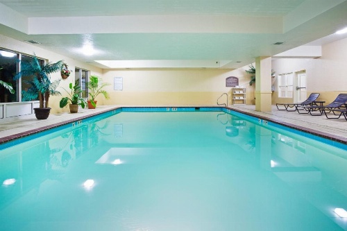 Holiday Inn Express Hotel & Suites London image 16