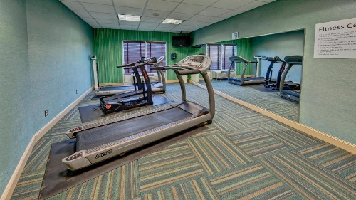 Holiday Inn Express Hotel & Suites London image 18
