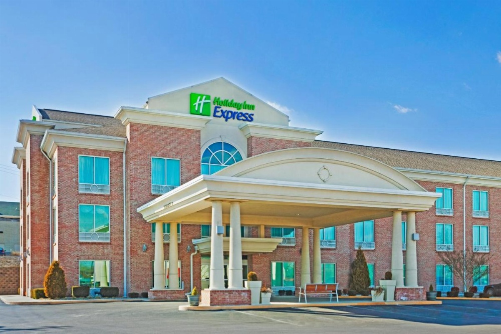 Holiday Inn Express Hotel & Suites London Image 25